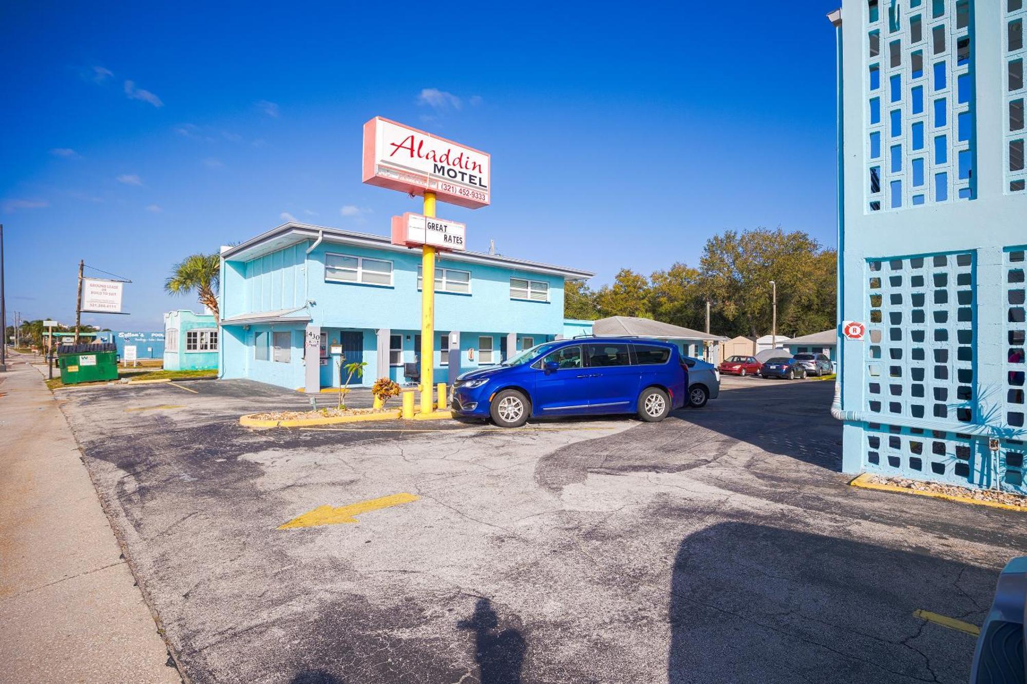 Aladdin Motel Merritt Island Buitenkant foto