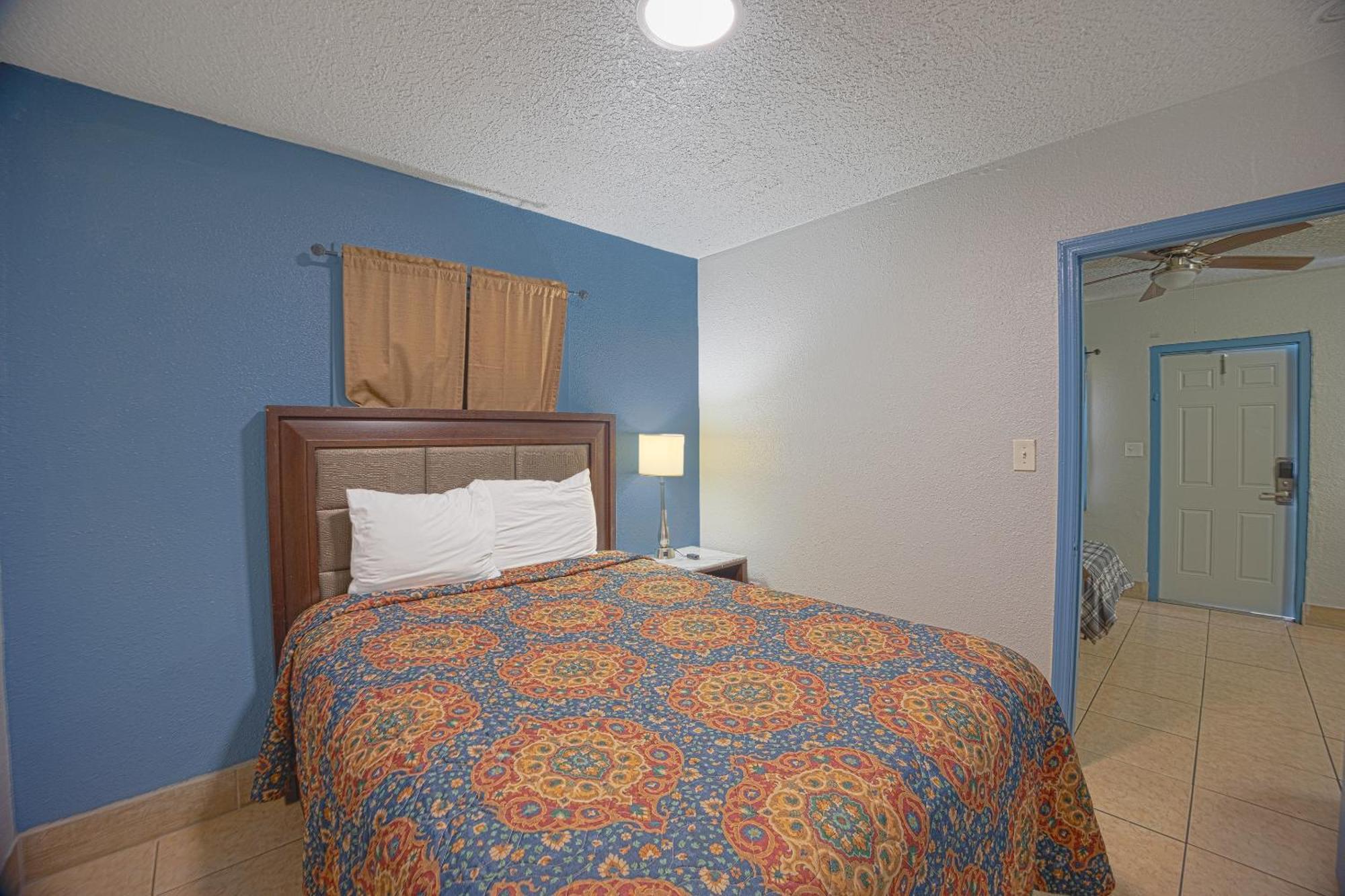 Aladdin Motel Merritt Island Buitenkant foto