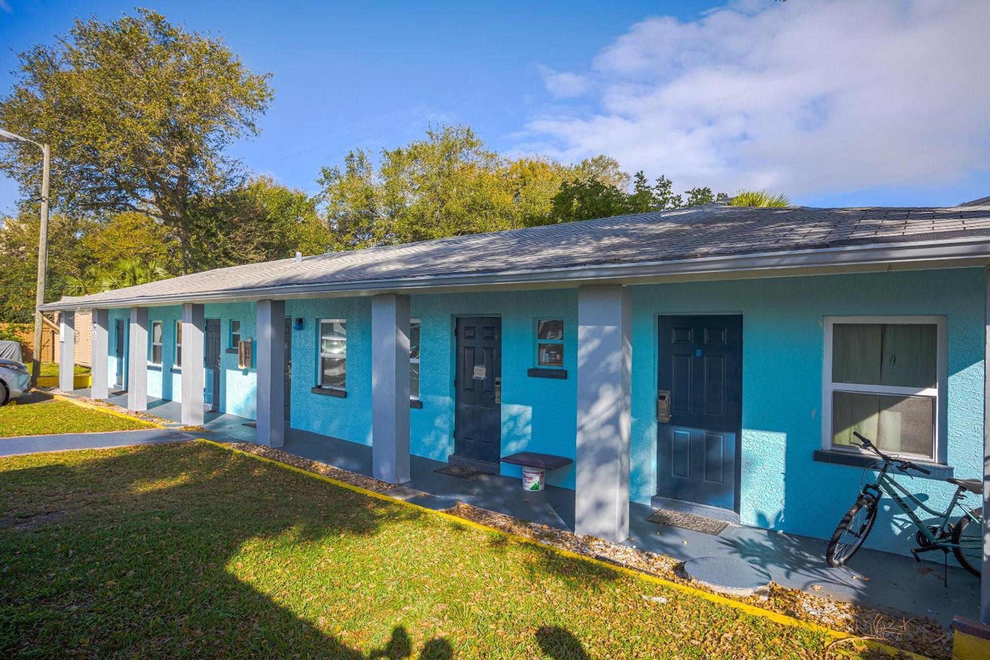Aladdin Motel Merritt Island Buitenkant foto